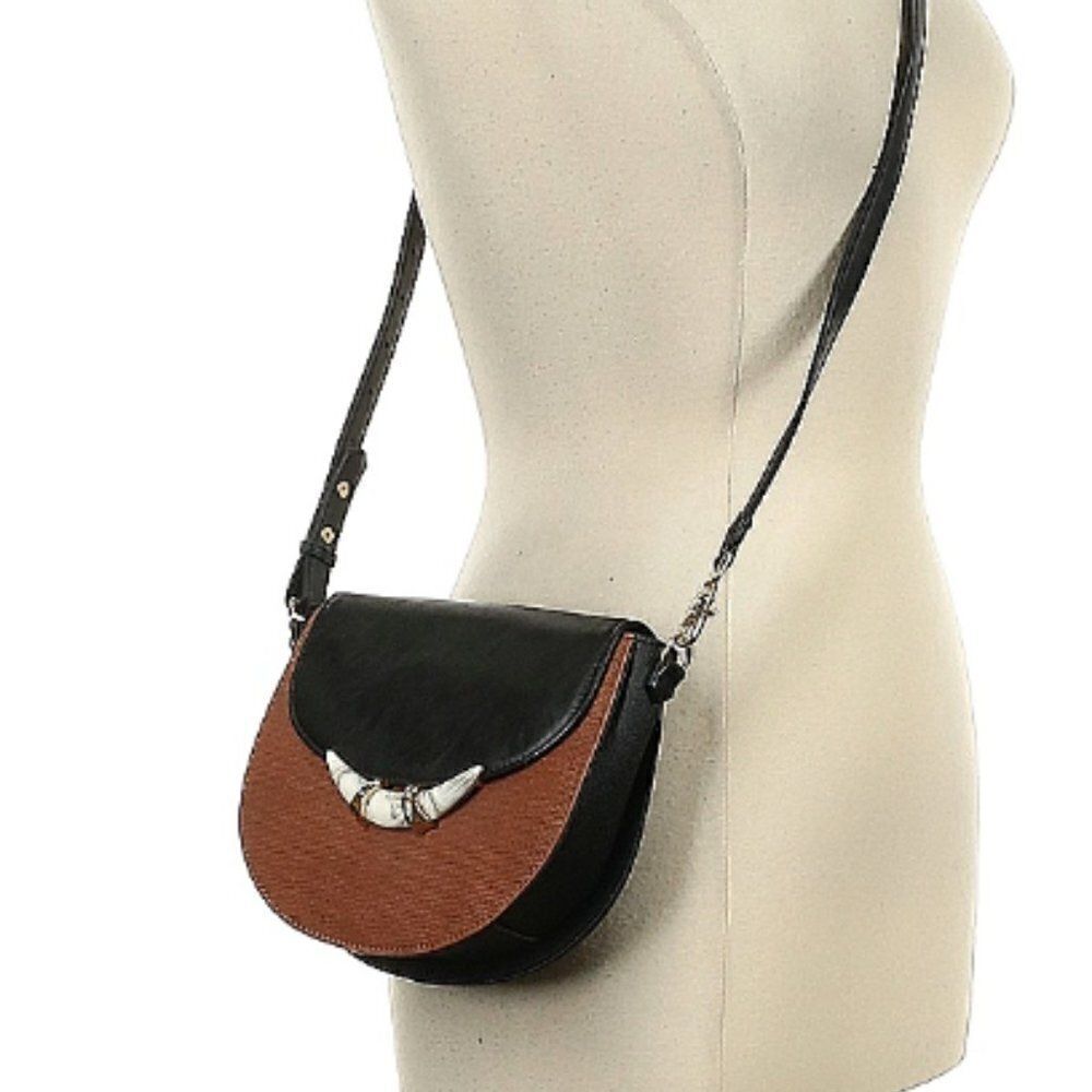 STELLA AND DOT  Cross Body Bag Cheslea mini purse